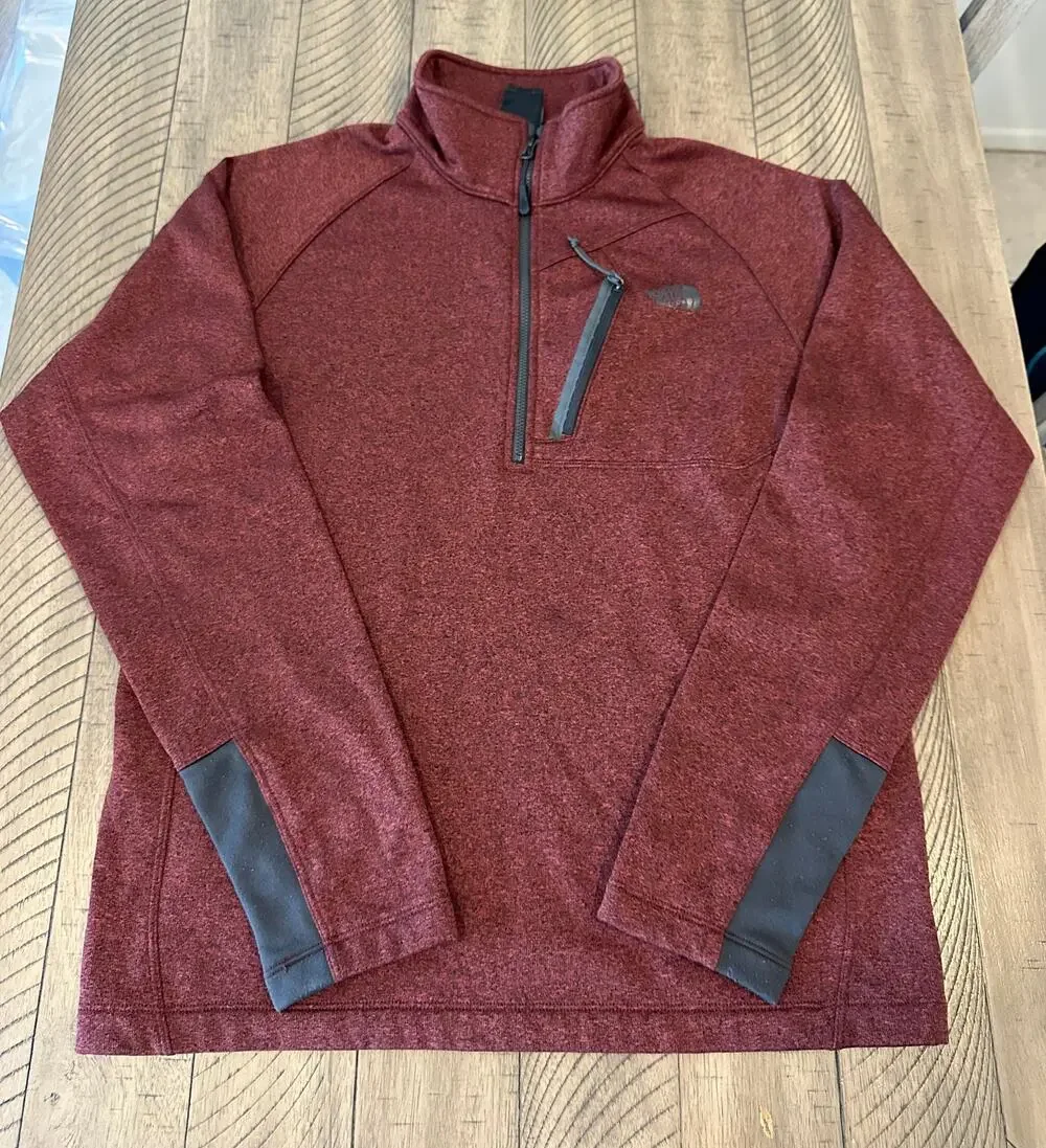 The North Face 1/2 Half Zip Fleece Pullover Mens Medium Red Chest Pocket